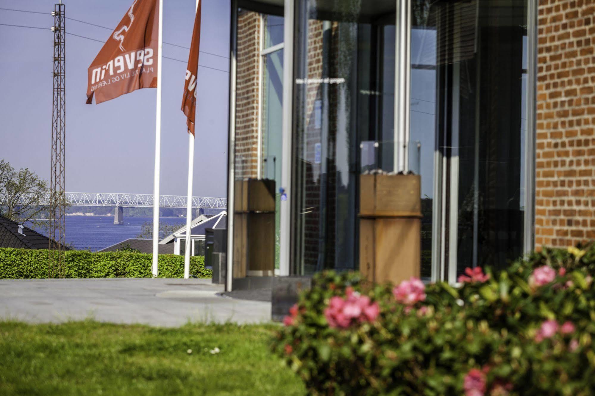 Severin Kursuscenter Og Konferencehotel 3*